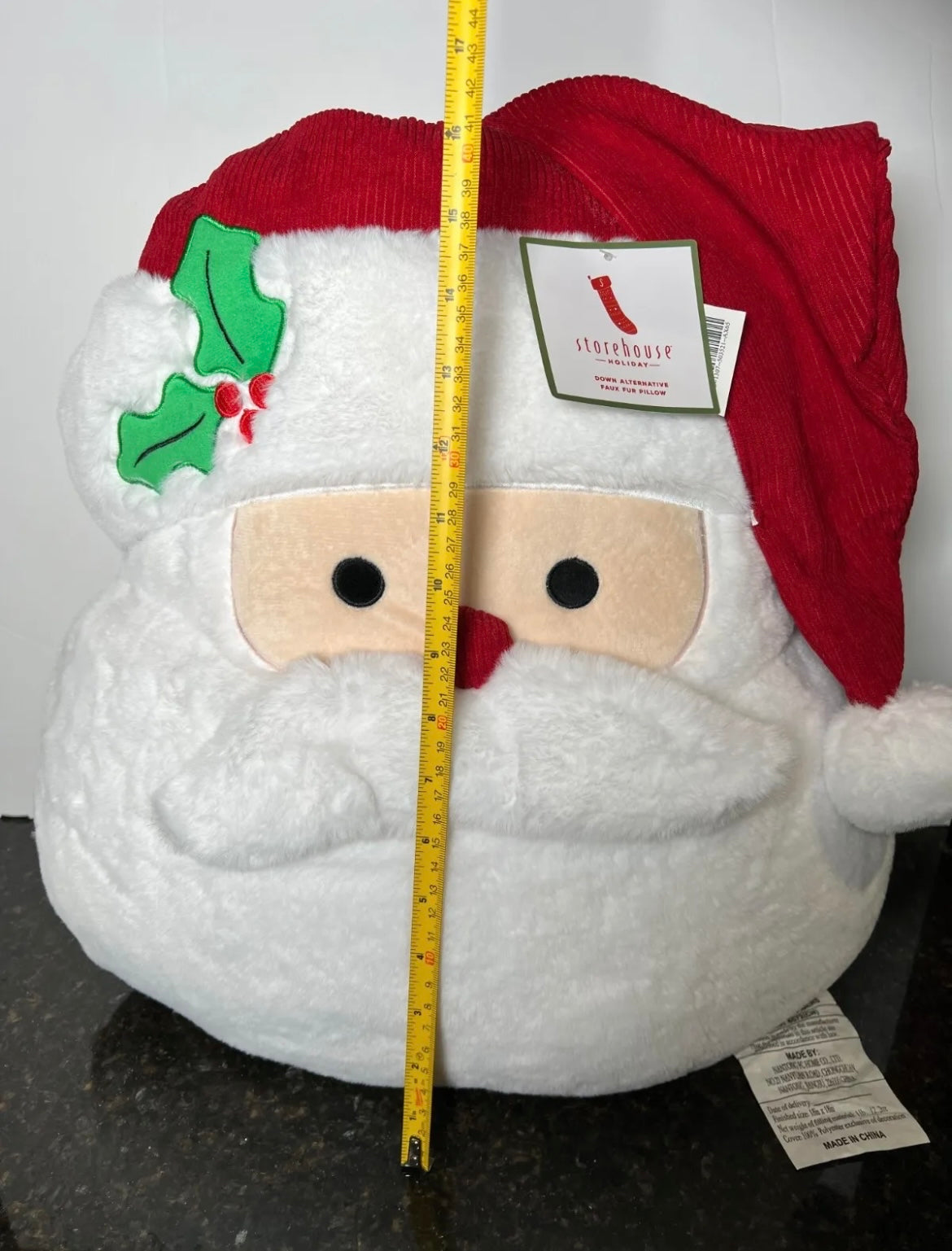 SANTA CLAUS FACE PILLOW STOREHOUSE HOLIDAY CHRISTMAS RED 18” X 18”