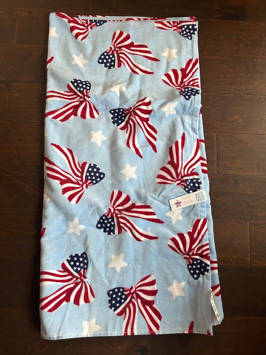 Isaac Mizrahi Beach Towel Americana Flags July 4th Cotton Blue red Bows 36”x72”