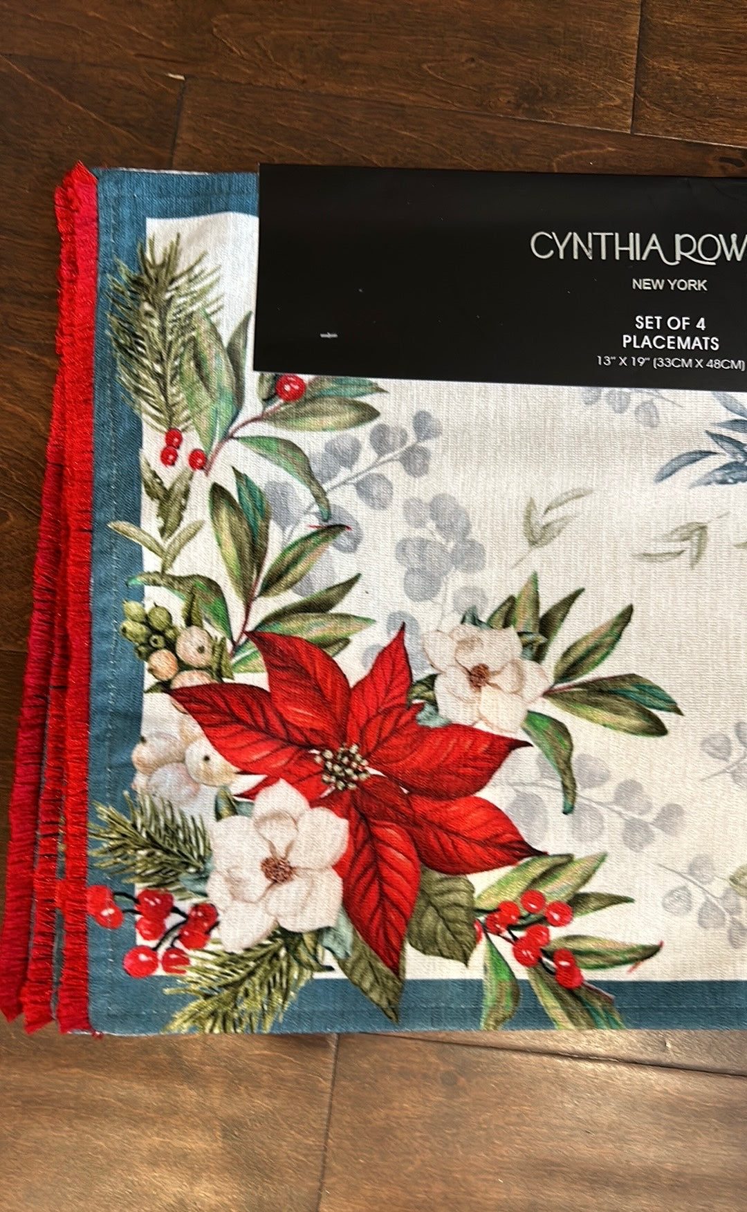 Cynthia Rowley Placemats Poinsettia  Christmas Holly Berry  New Holiday