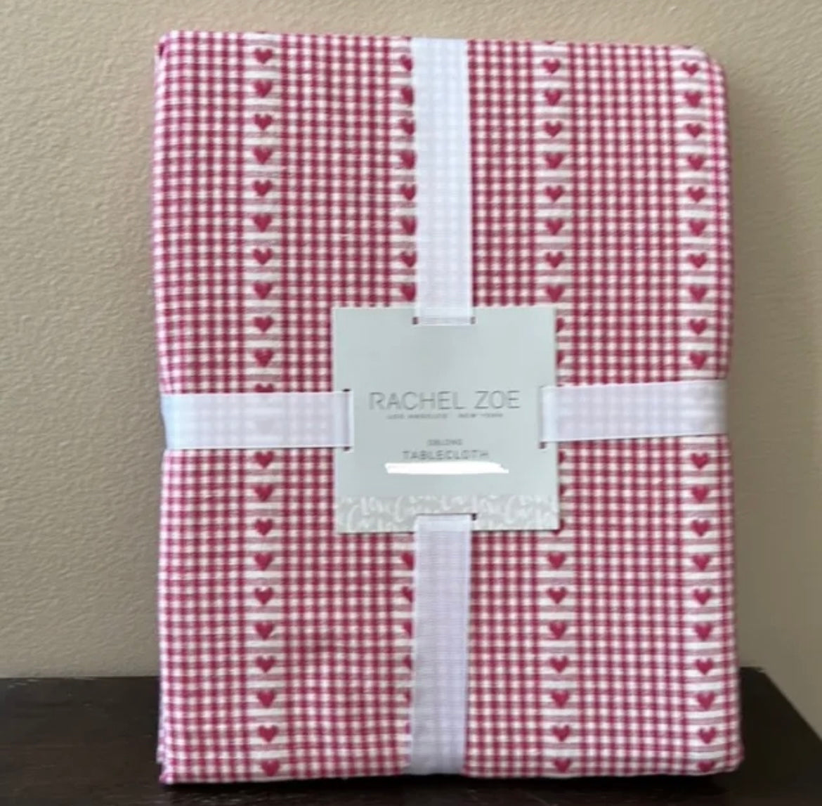 Rachel Zoe Valentines Day Pink White Hearts Plaid Tablecloth Love