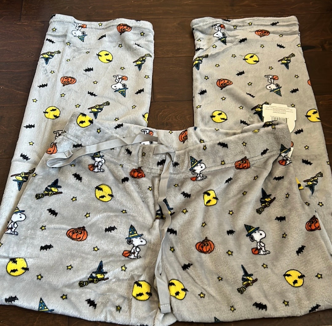 Peanuts womens Halloween Snoopy Pumpkin  Print Plush Pajama Pants New Bats