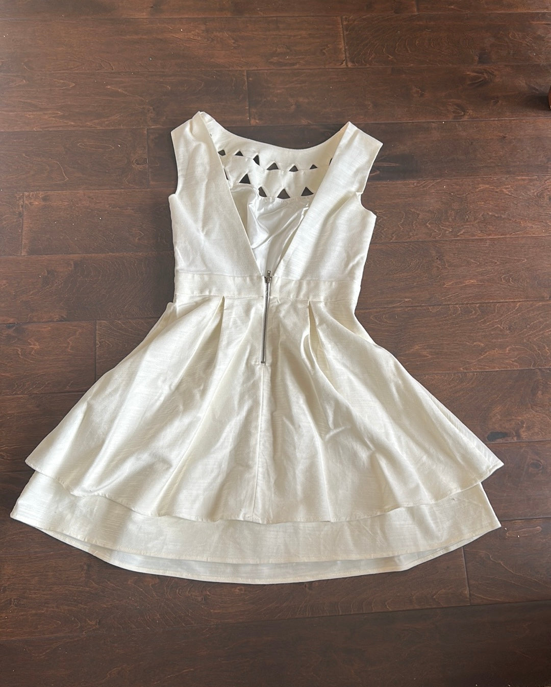 Forever 21 Womens Dress Sz XS New Off White Low Back Cutouts ST2125