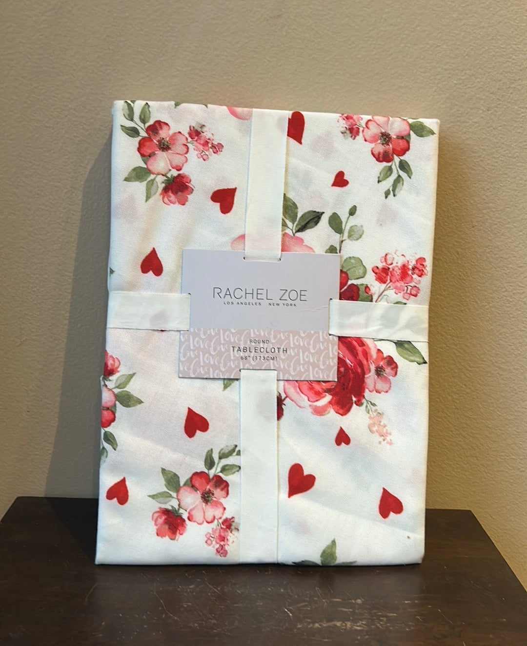 Rachel Zoe Valentines Day Hearts Floral Tablecloth 68” Round Farmhouse New