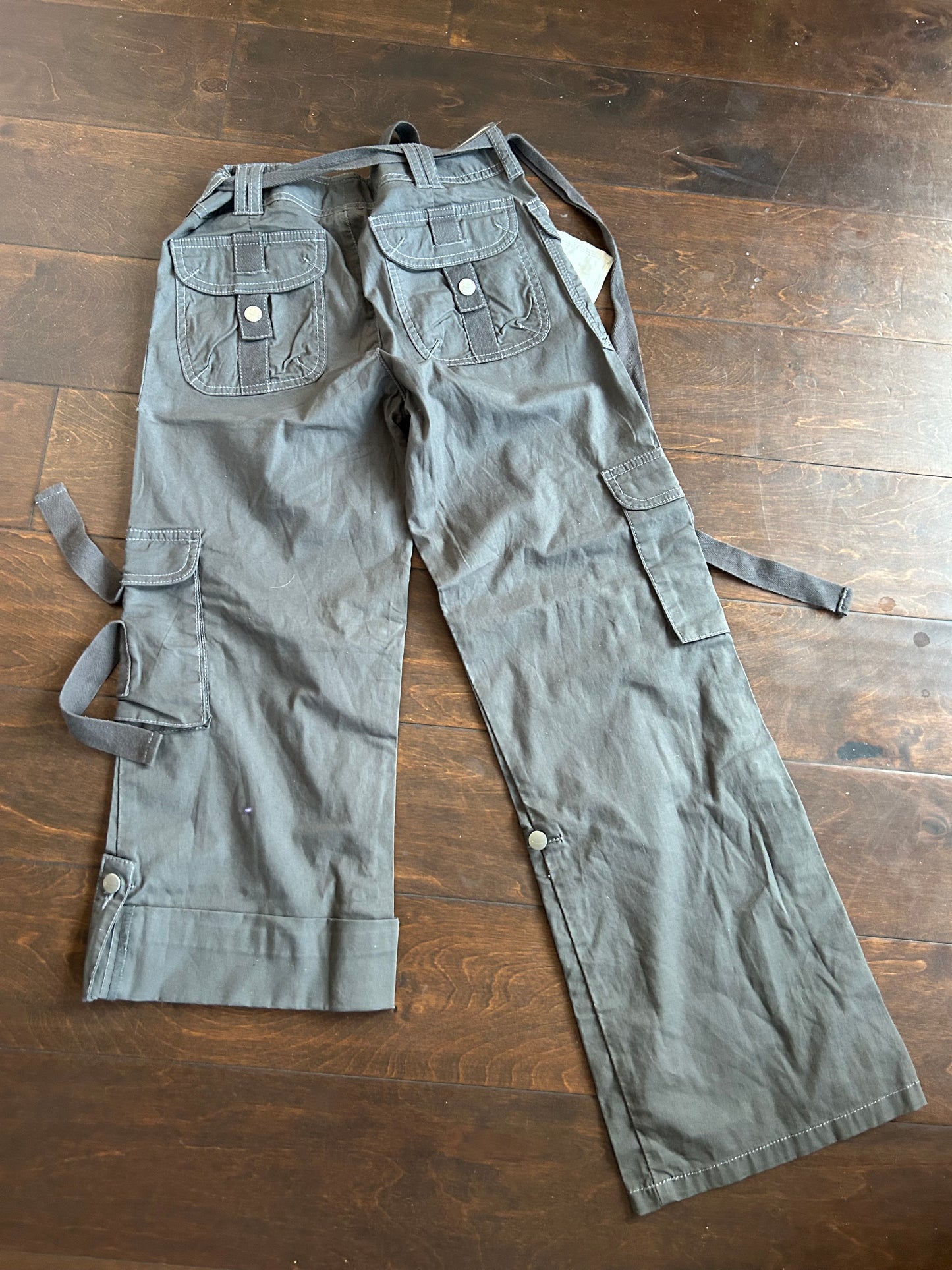Nori Girls Gray Cargo Style Pants Sz 10 New 4125
