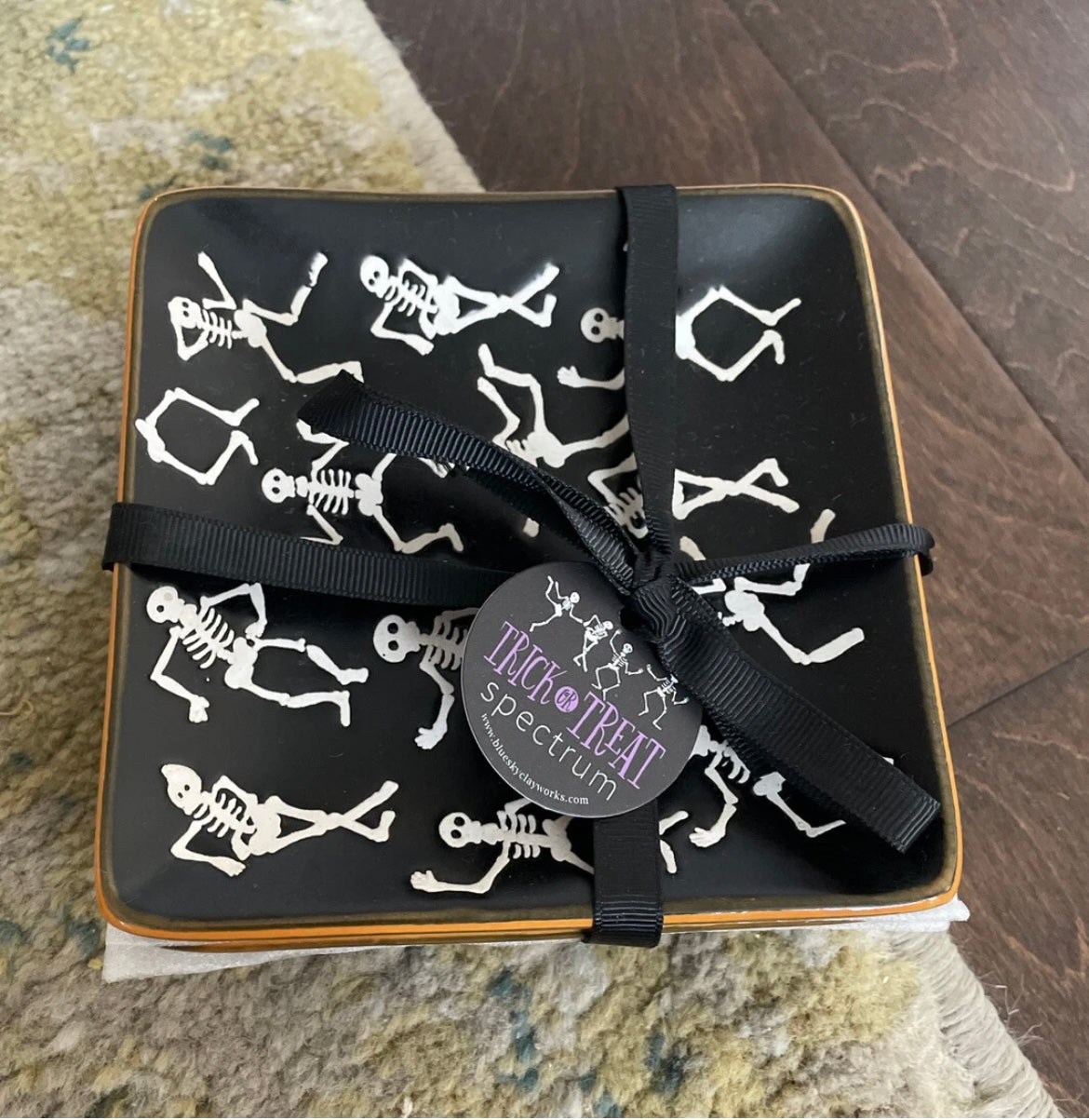 InHomestylez set of 8 Appetizer Plates Fall Halloween Black Skeleton Square New