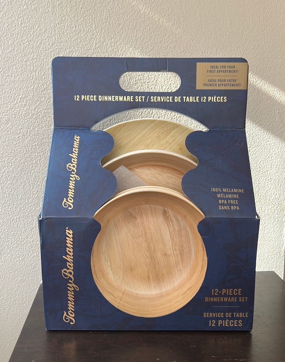 Tommy Bahama 12 Pc Set Melamine 4 Dinner Plates.4 Salad Plates 4 Bowls Wood Look