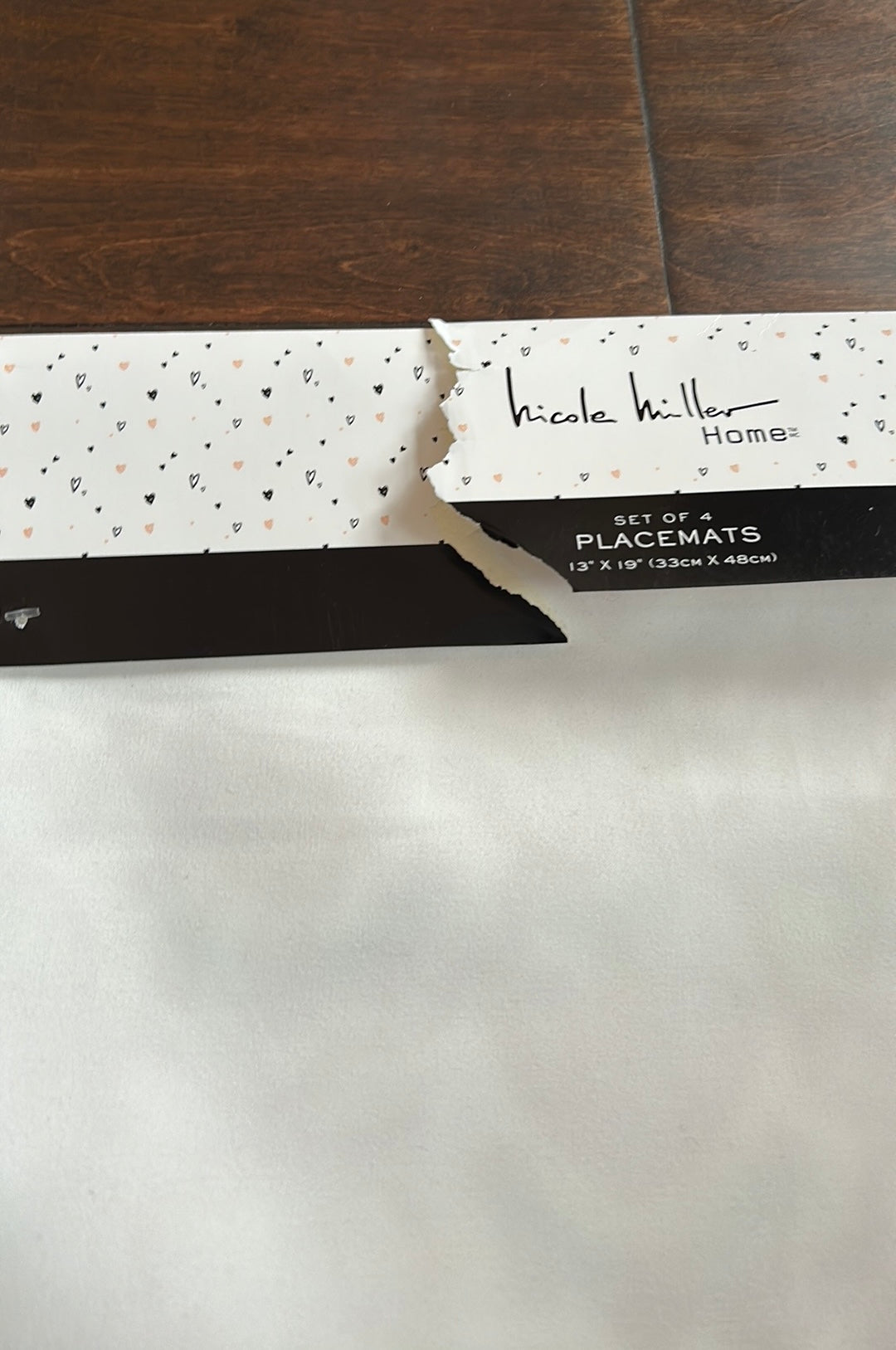 Nicole Miller New Valentines Day Set Of 4 Placemats Pink Ribbons Hearts Floral