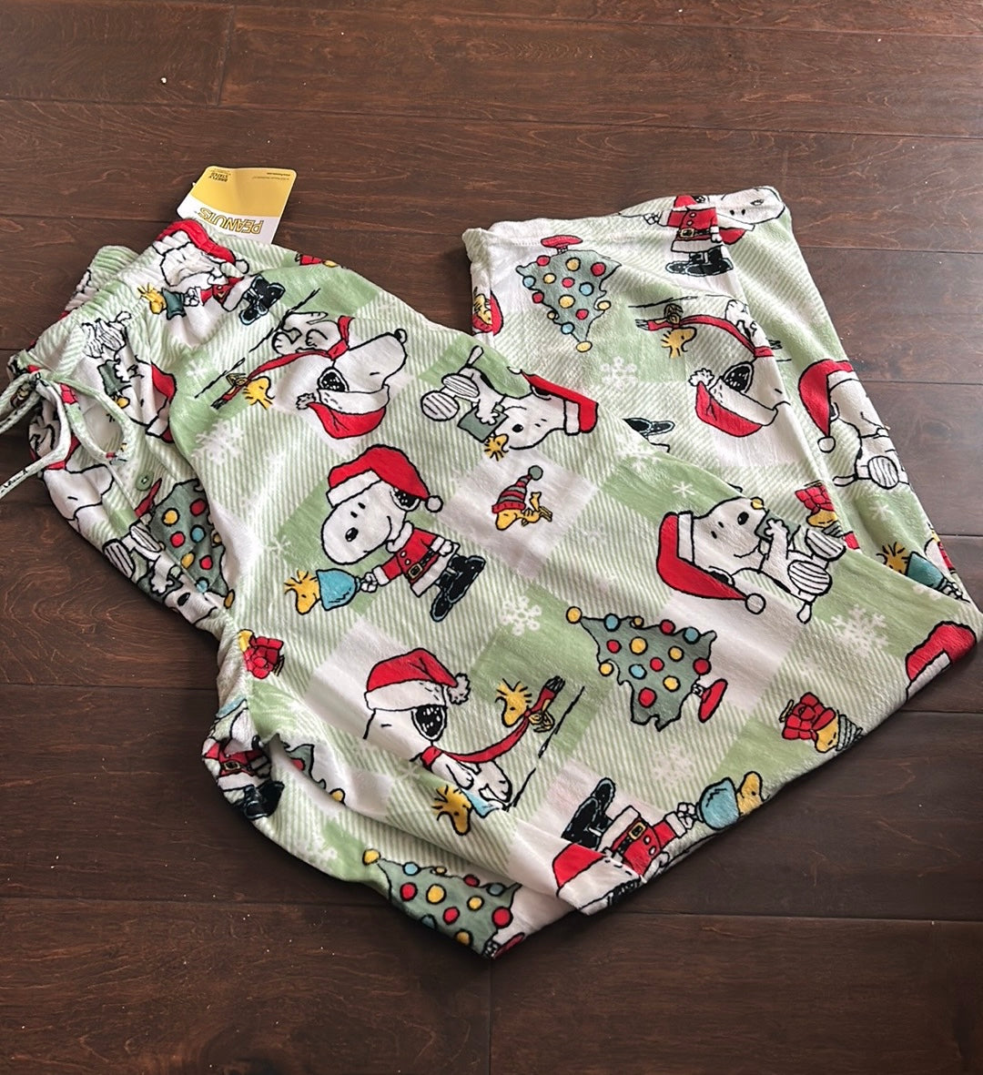 Peanuts Snoopy Mens Pajama Pants Plaid Snowflake Christmas