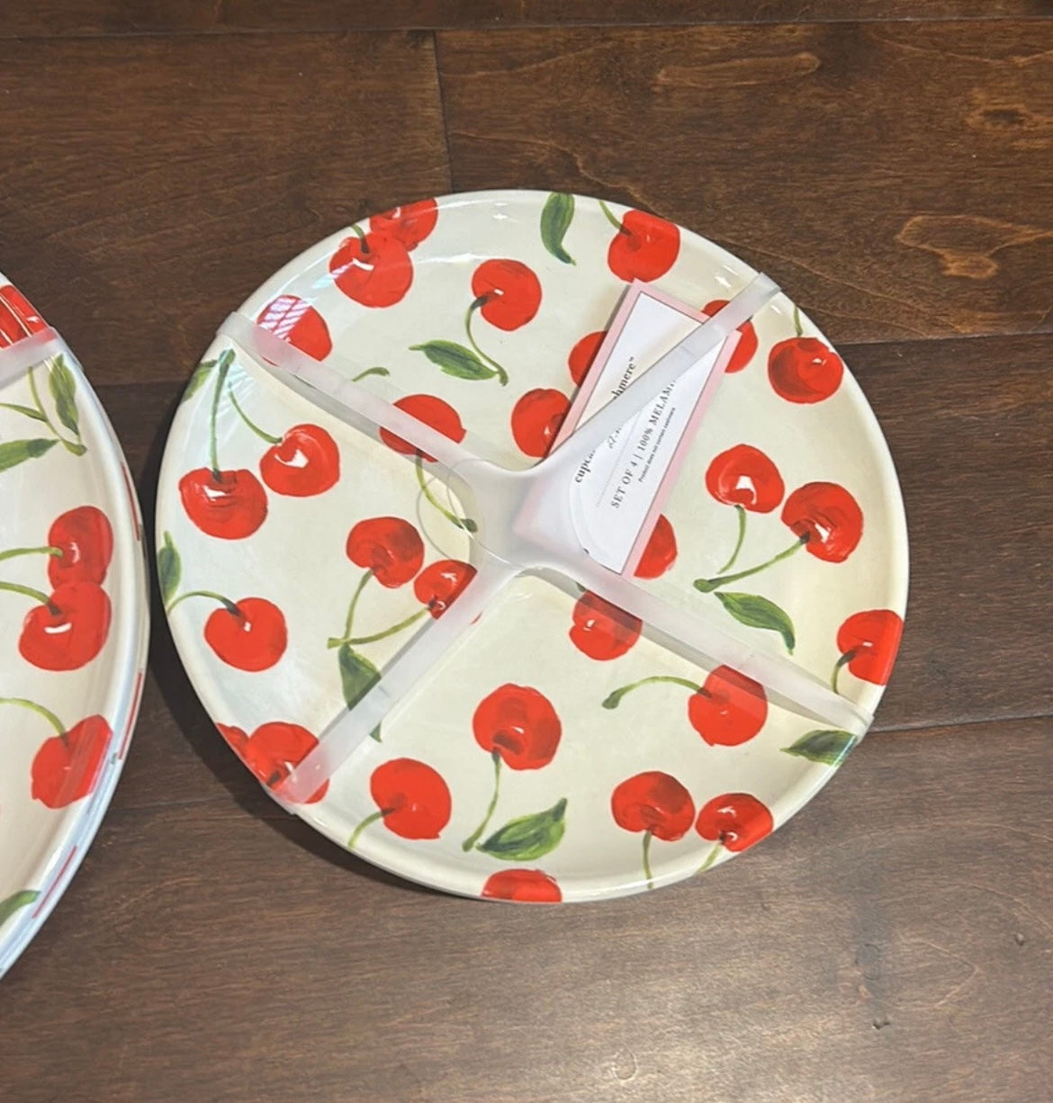 Cupcakes & Cashmere 8 pc set Melamine 4 Dinner & 4 Salad Plates Cherry Print New
