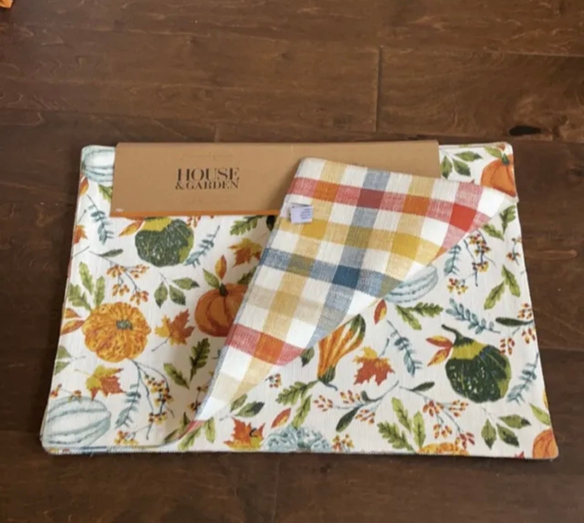 House & Garden Colorful Pumpkin Print Placemats set of 4 Plaid Reversible