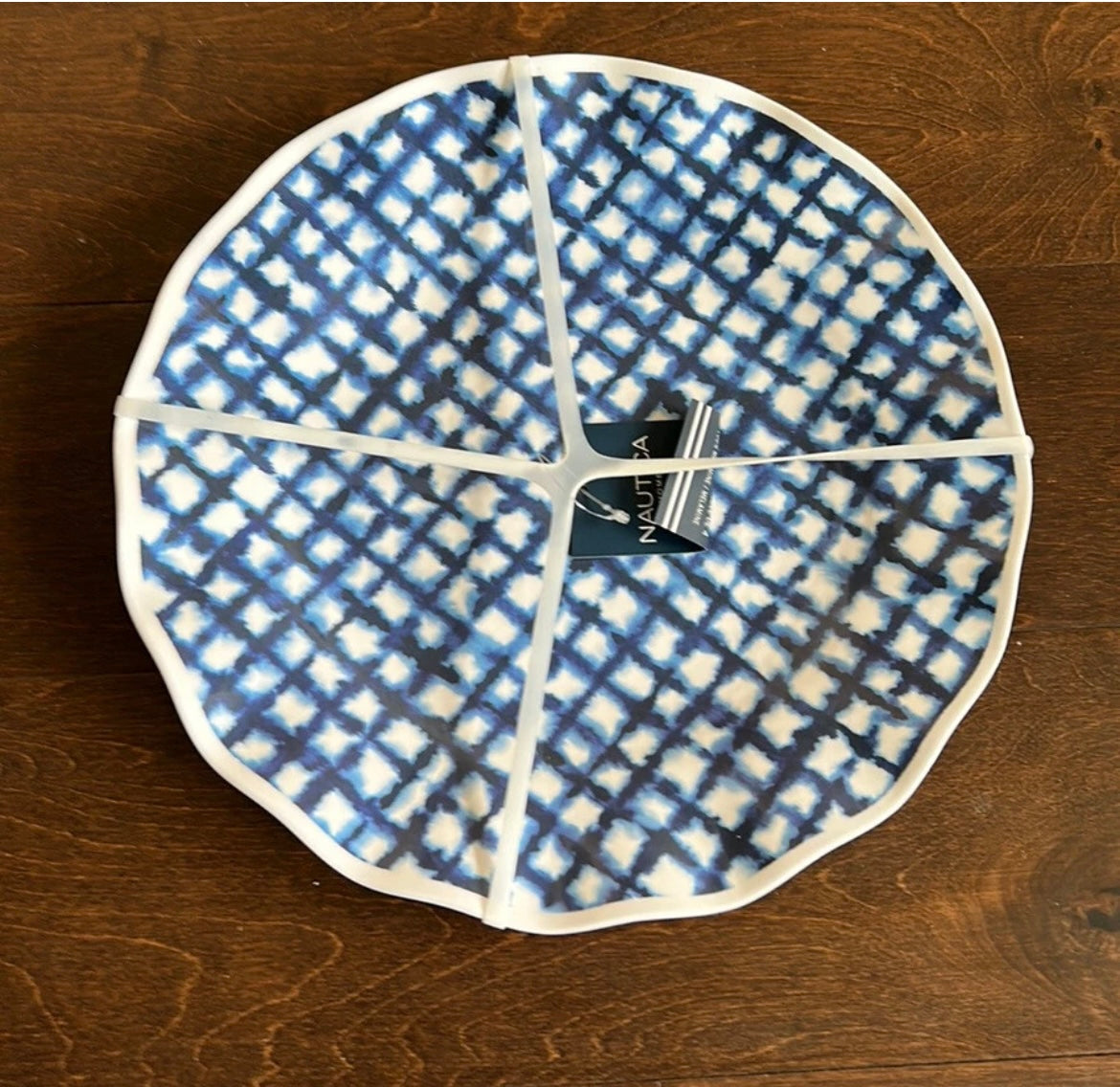Nautica Home Set of 4 Melamine Dinner Plates  New Blue White