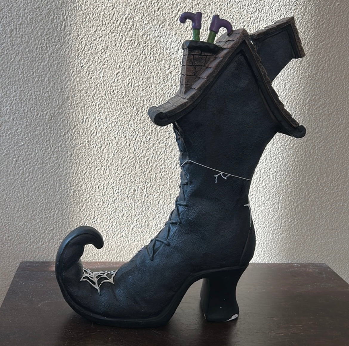 New Halloween Witch Boot House Light Up Skeleton Figurine Statue Tabletop 12"￼