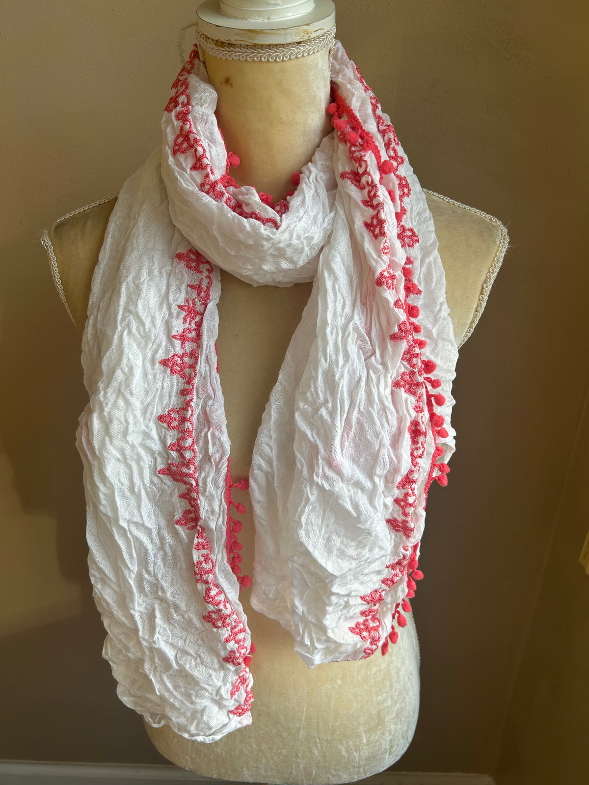 Maurices New Womens Scarf Multicolor Embroidered 5001-3102