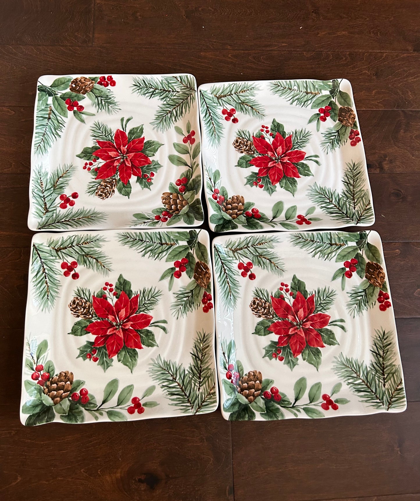 Maxcera 4 Dinner Plates Ceramic Square Scalloped Poinsettia Pine Christmas New