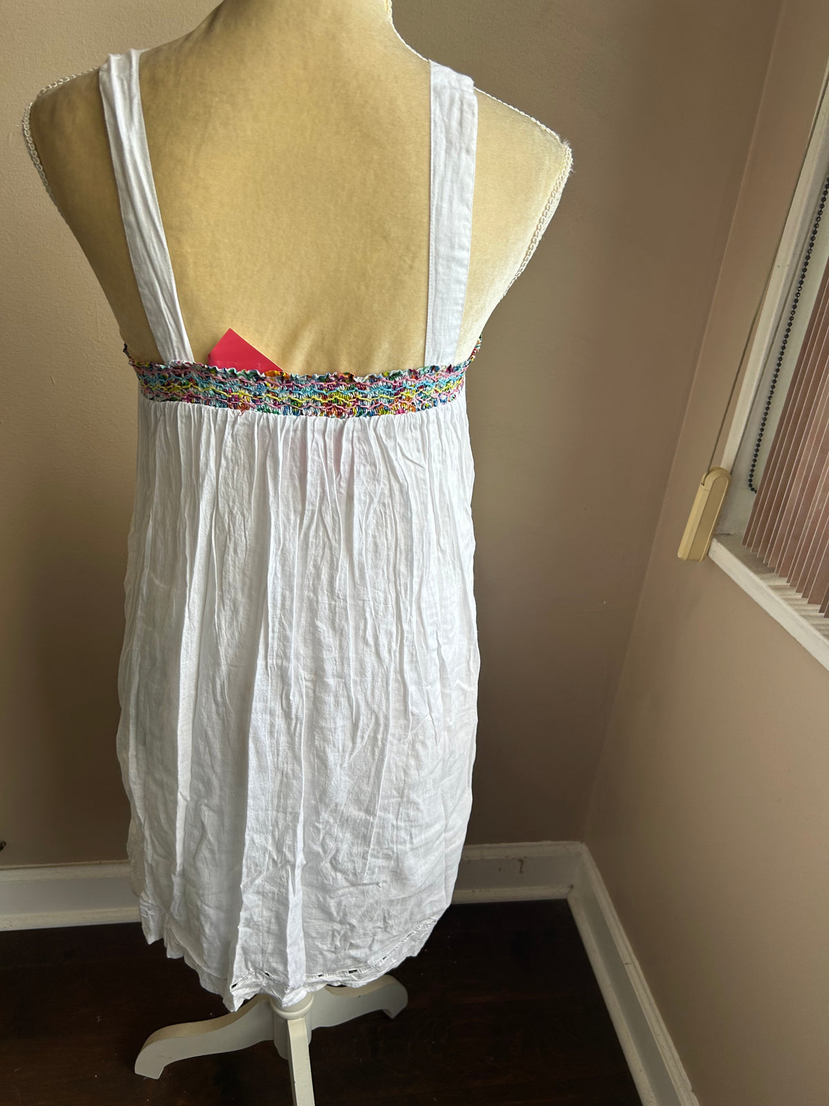 Mystery Women’s Embroidered Smocked Dress Sz S Cotton Lined White 5003