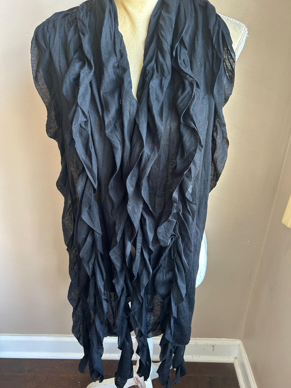 New Womens  Black Scarf With Ruffle Trims New 5001-3102