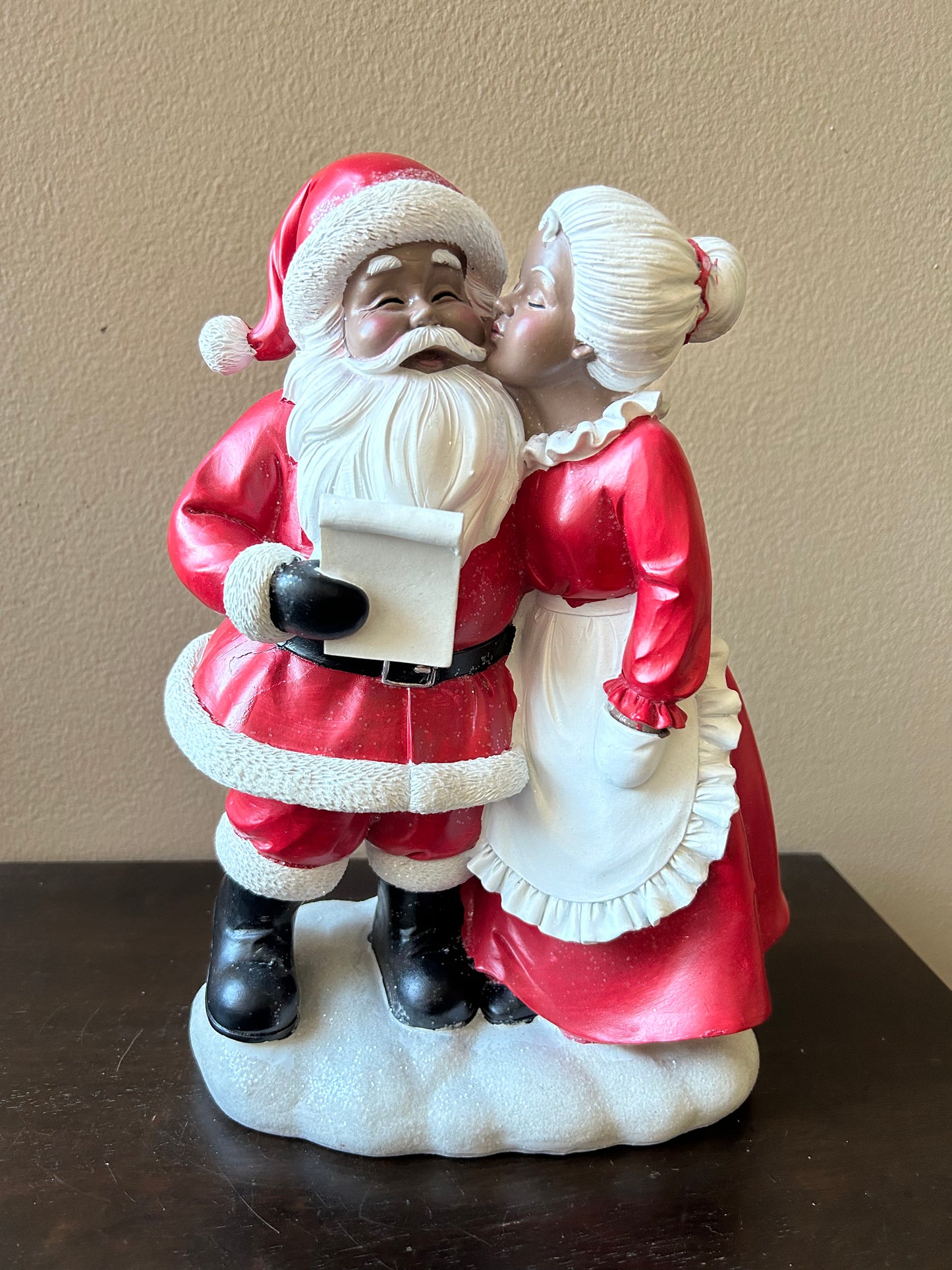 Cute Mr & Mrs Santa Claus Kissing African American Tabletop New