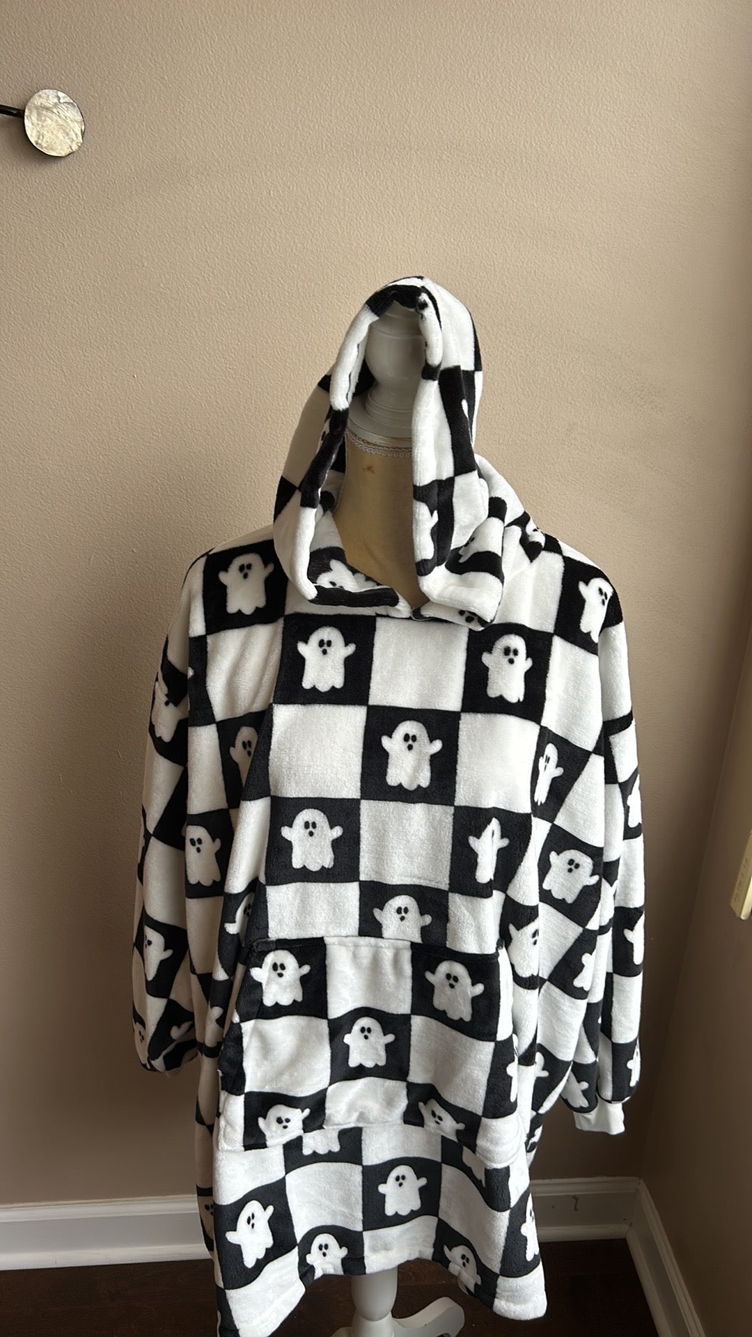 Halloween Ghost Plush Hoodie Throwzy by Marlo Lorenz Snuggie One Size  Checkered