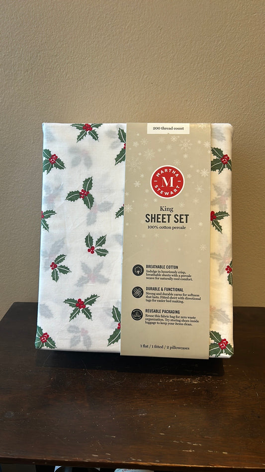 Martha Stewart King Sheet set Christmas Holly Berry New Cotton Percale