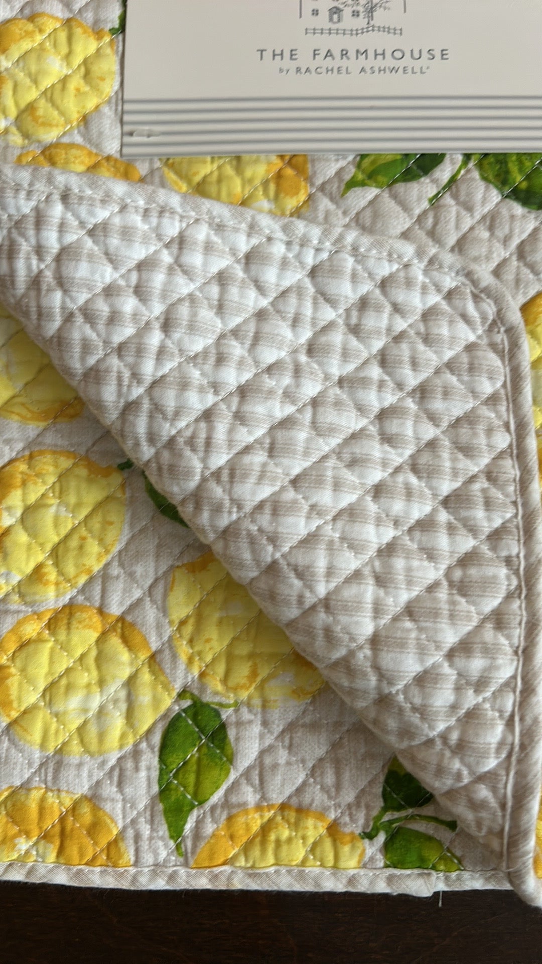 Rachel Ashwell Set Of 4 Quilted Lemon Print Placemats New