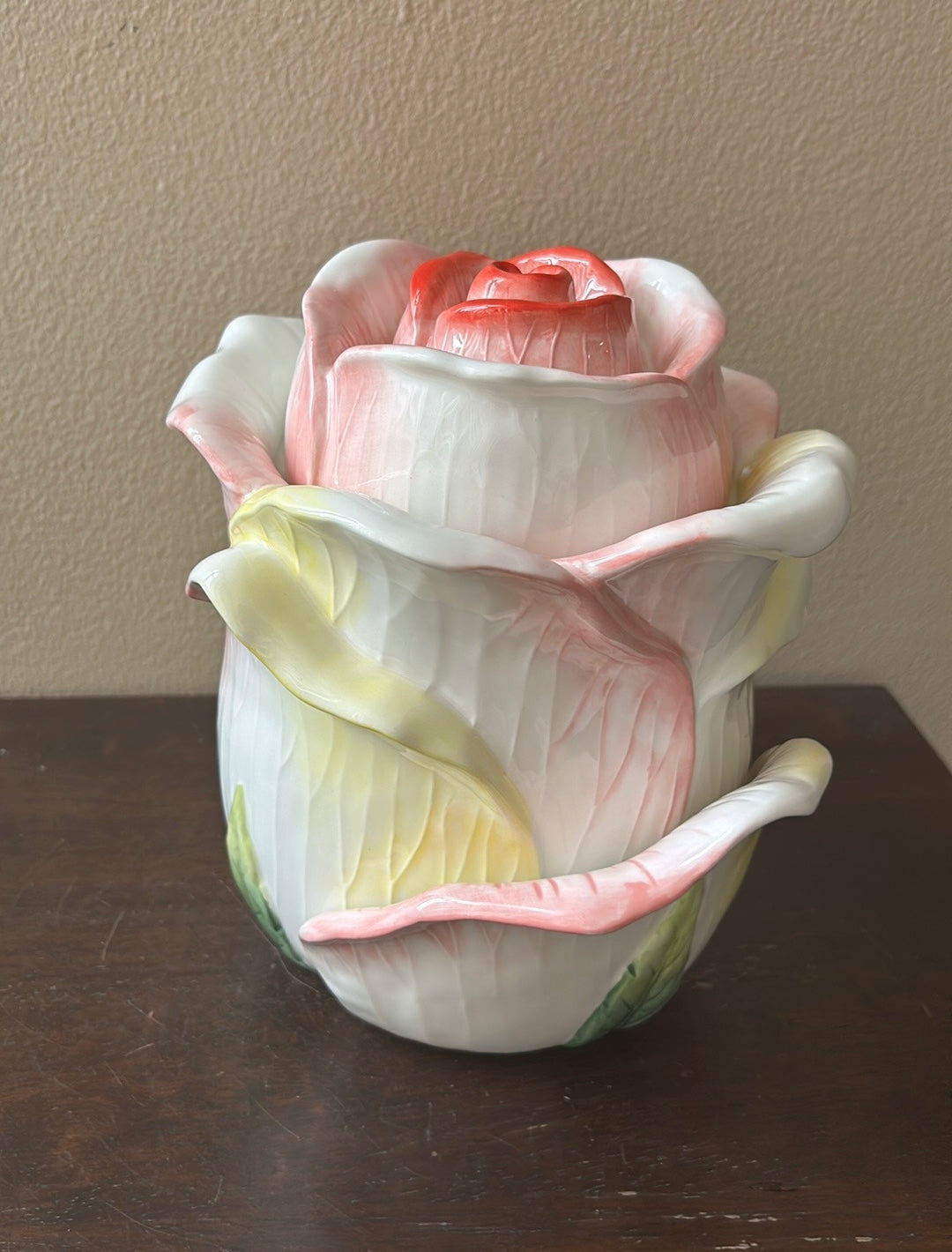 Beautiful Rose Shaped Cookie Jar New Spring Collection