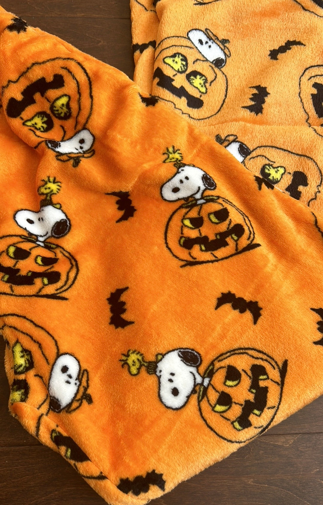 Peanuts Mens Halloween Snoopy Pumpkin Bats Plush Pajama Pants New Orange