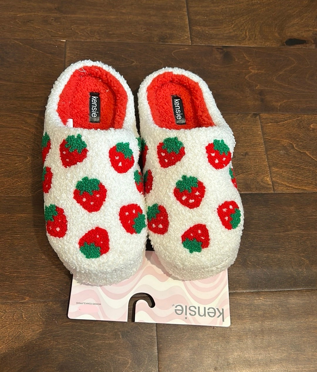 Kensie Womens Faux Sherpa Memory Foam Slippers Strawberry New Valentines