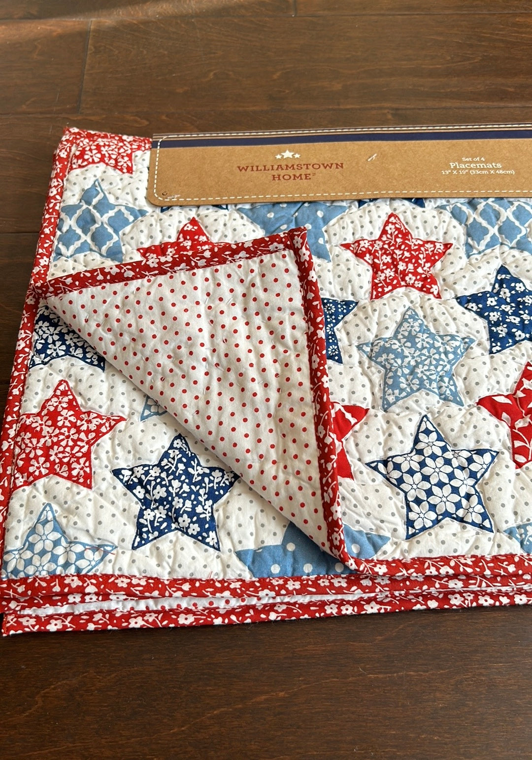 4 Williamstown Home Red White Blue Placemats Quilted Americana Stars Reversible