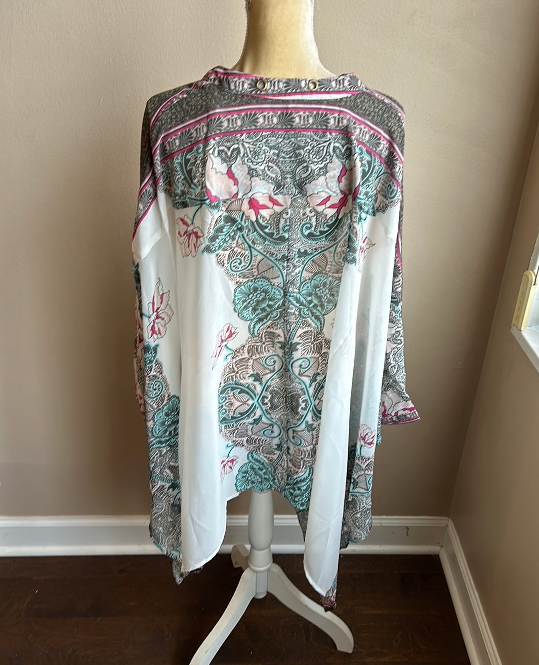 New Womens Plus Sz 1X  Swim Coverup Top Style Sheer Printed Floral