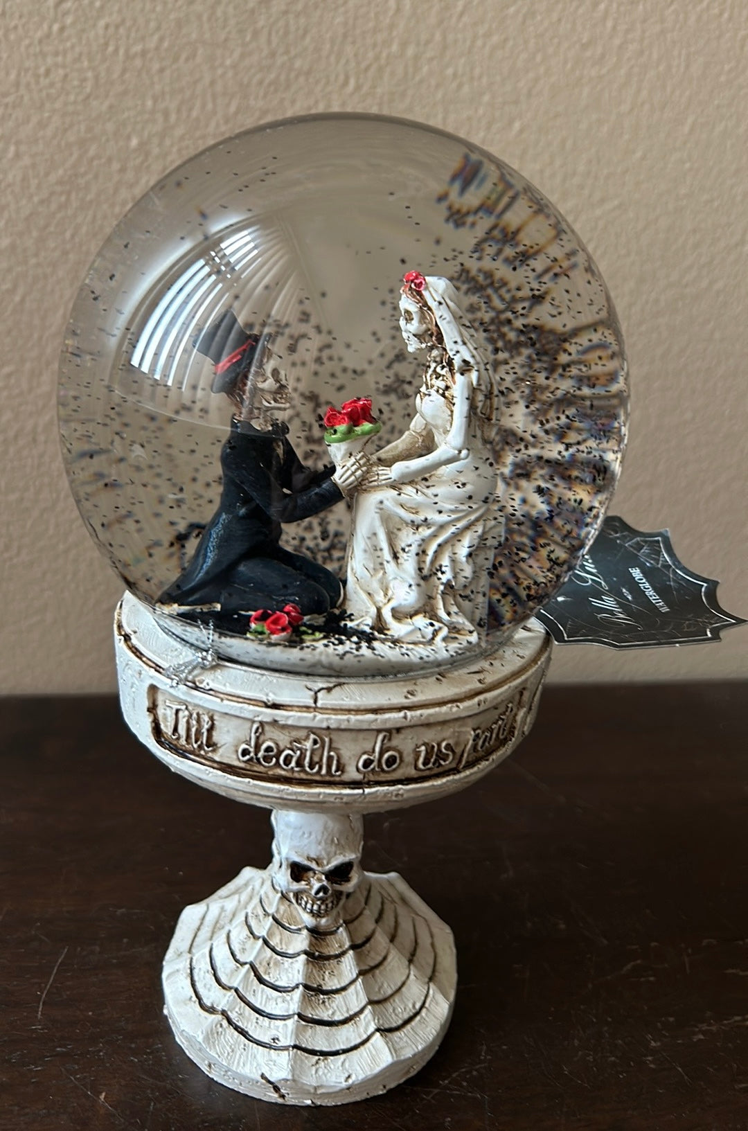 Bella Lux Halloween Skeleton Couple Getting Married Water Globe