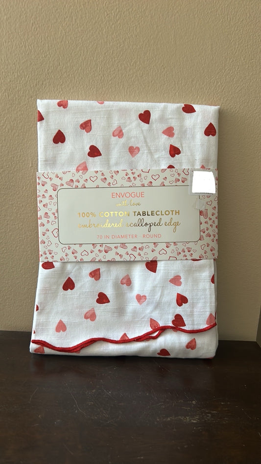 Envogue Tablecloth Valentines Day Hearts New 70” Round Love Scalloped Edge