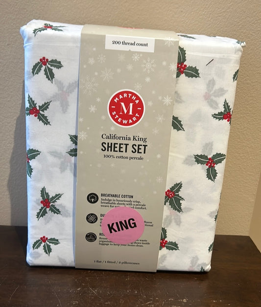 Martha Stewart Cal King Sheet set Christmas Holly Berry New Cotton Percale