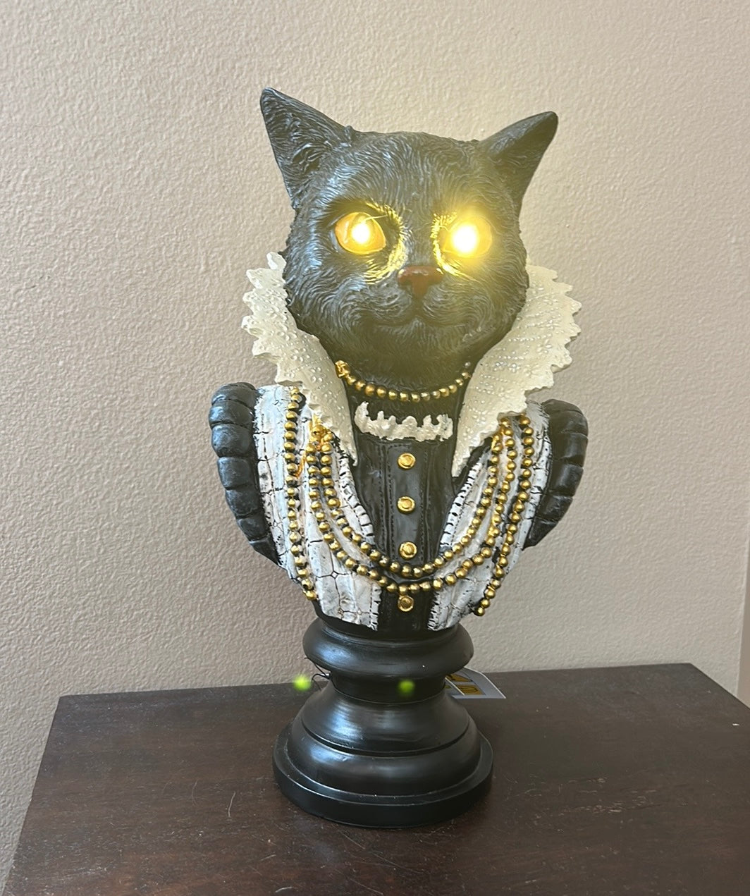 Moonlight Manor Victorian Halloween Cat Light Up New 13.5” Tall