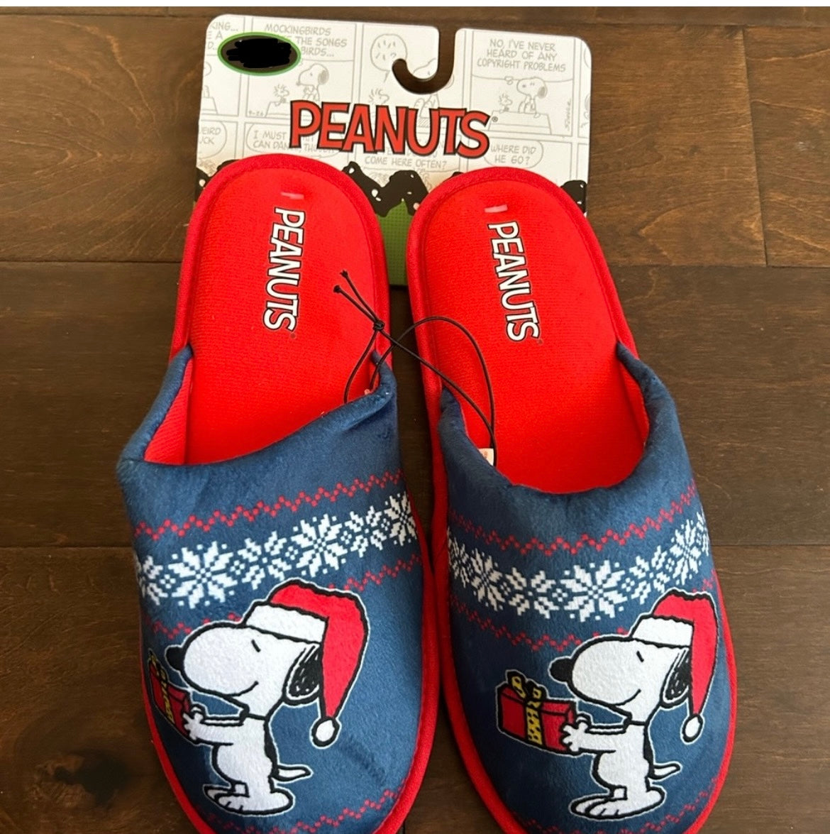 Peanuts Snoopy Womens Christmas Slippers Snowflake New