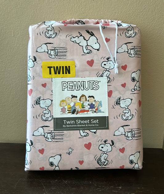 Snoopy Twin Sheet Set Valentines Day Hearts New Pink Love