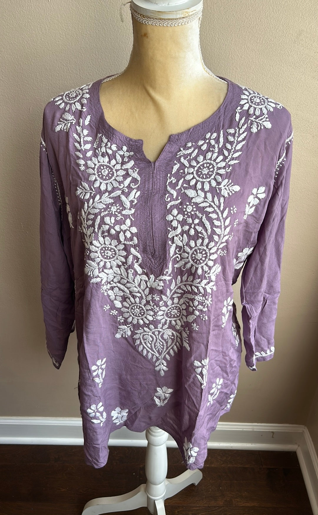 Women’s Purple  Embroidered Tunic Top Sz XL New Handcrafted