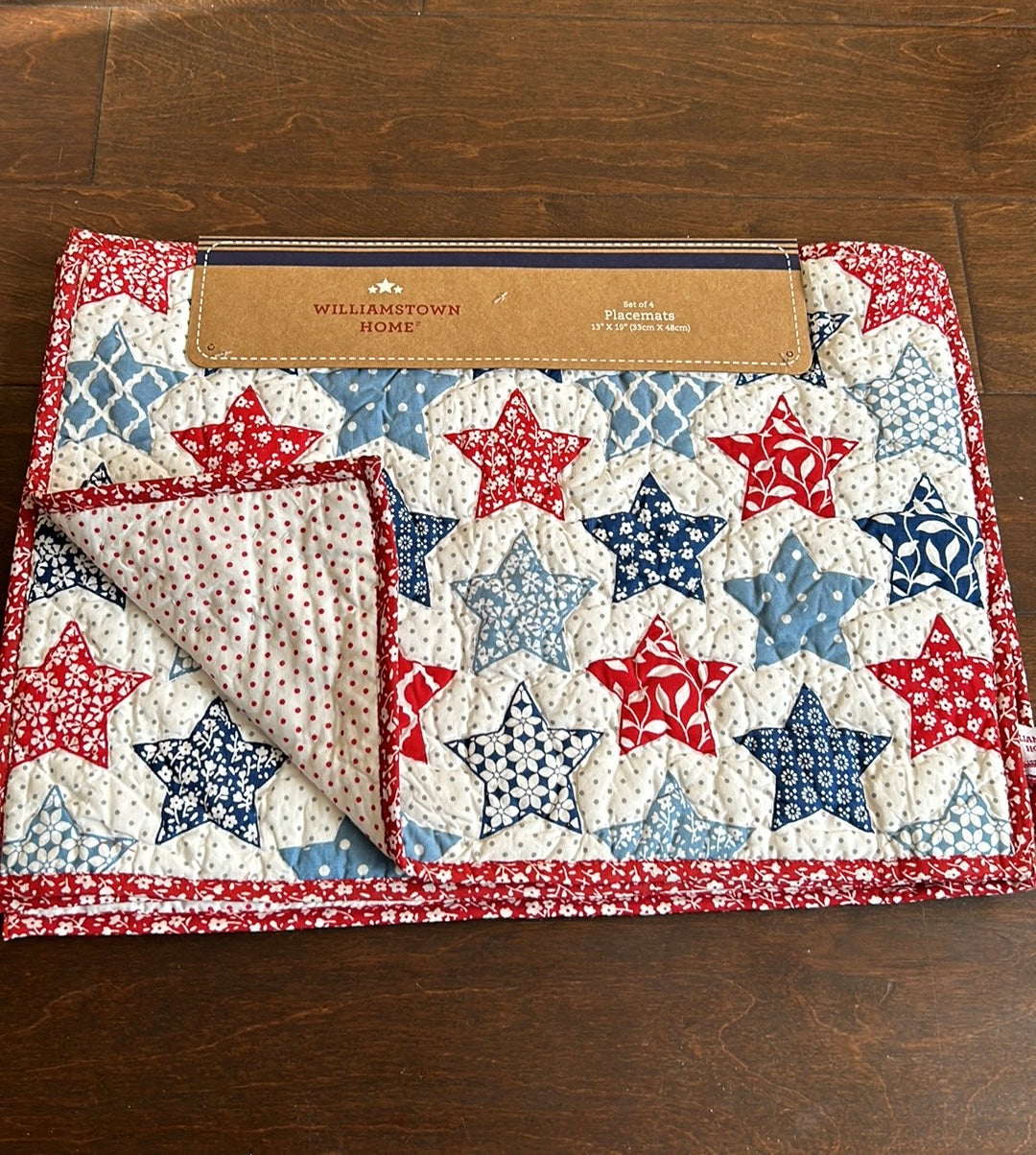 4 Williamstown Home Red White Blue Placemats Quilted Americana Stars Reversible