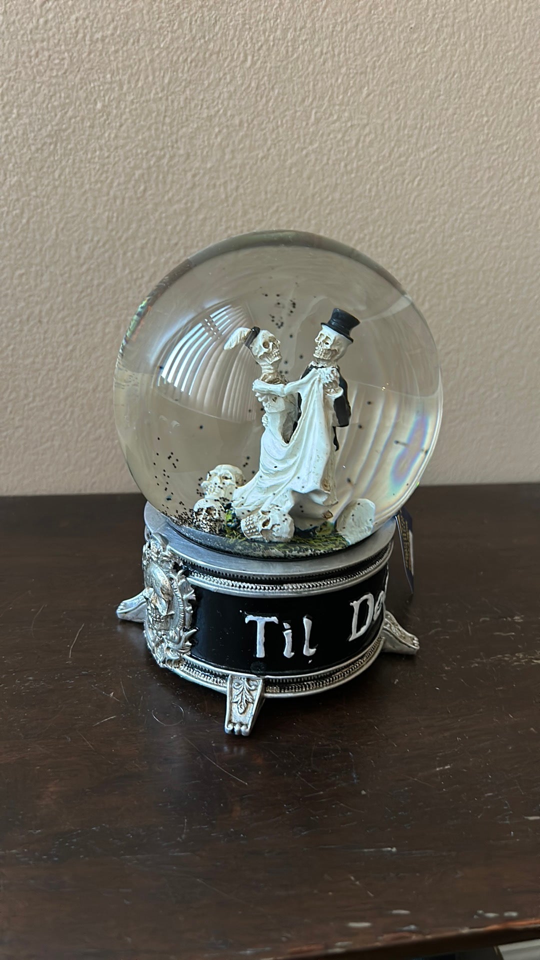 Moonlight Manor Till Death Do Us Apart Snowglobe Musical New