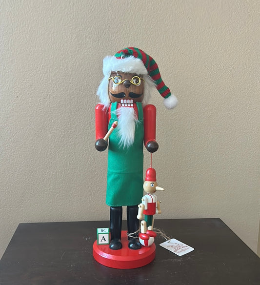 New Wooden Christmas African American NUTCRACKER With Puppet