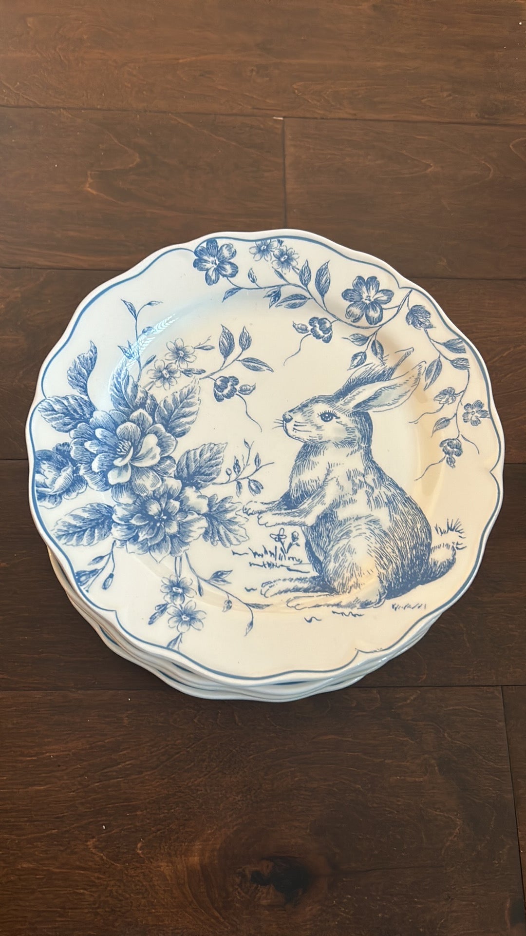 Set Of 4 Easter Bunny Scalloped Ceramic Salad Plates New Blue Floral