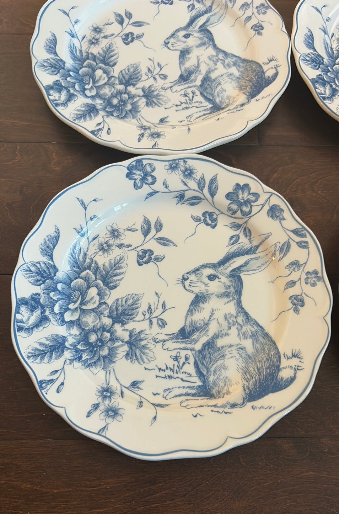 Set Of 4 Easter Bunny Scalloped Ceramic Salad Plates New Blue Floral