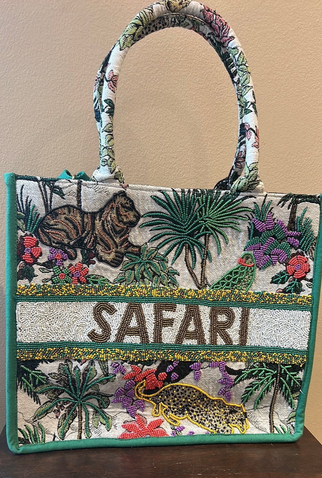 America & Beyond AFRICAN SAFARI EMBELLISHED TOTE Animals Jungle New