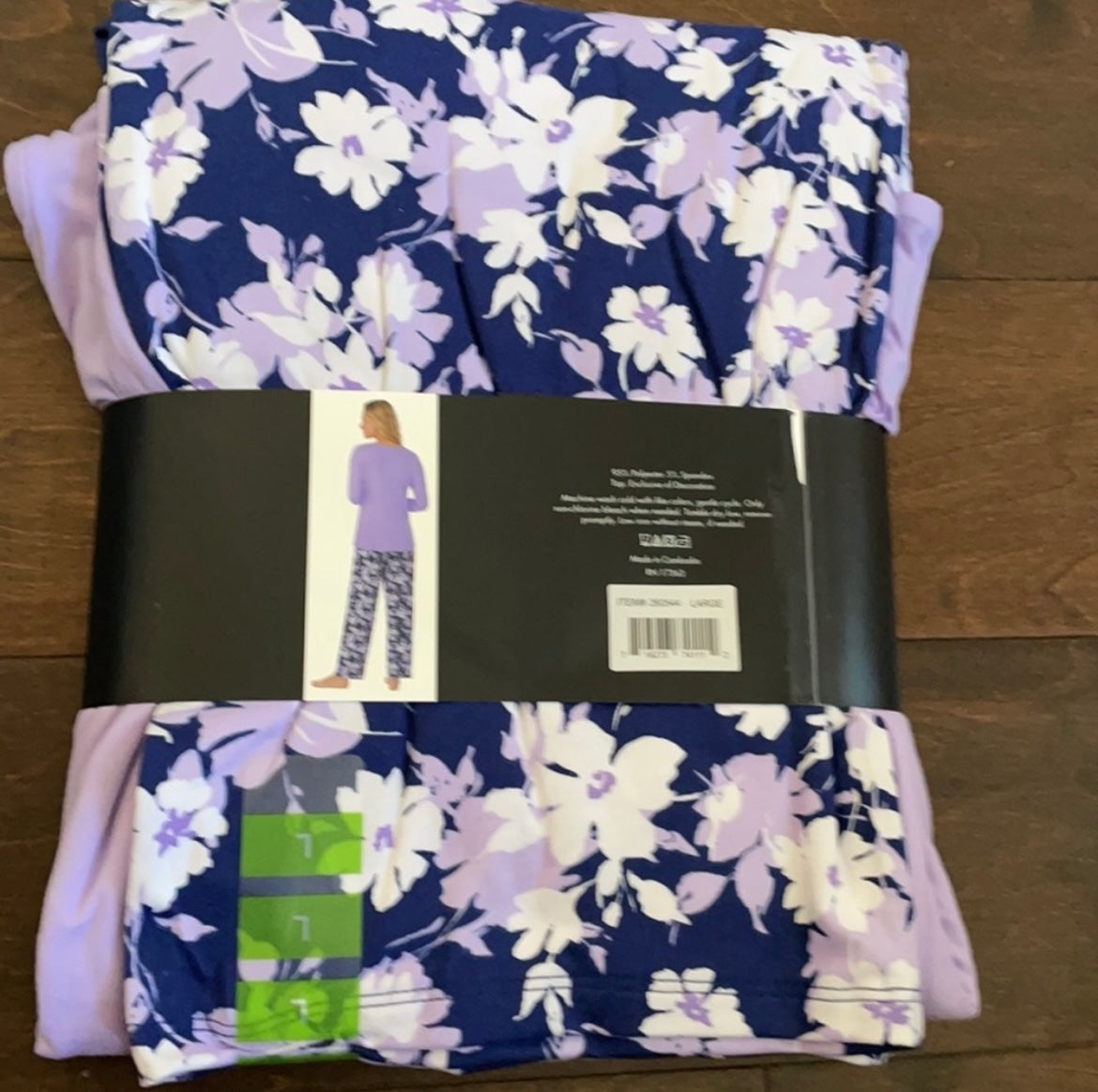 Ellen Tracy 2 Piece Pajama Set Sz L Purple Floral  Printed Pants NWT Long Sleeve