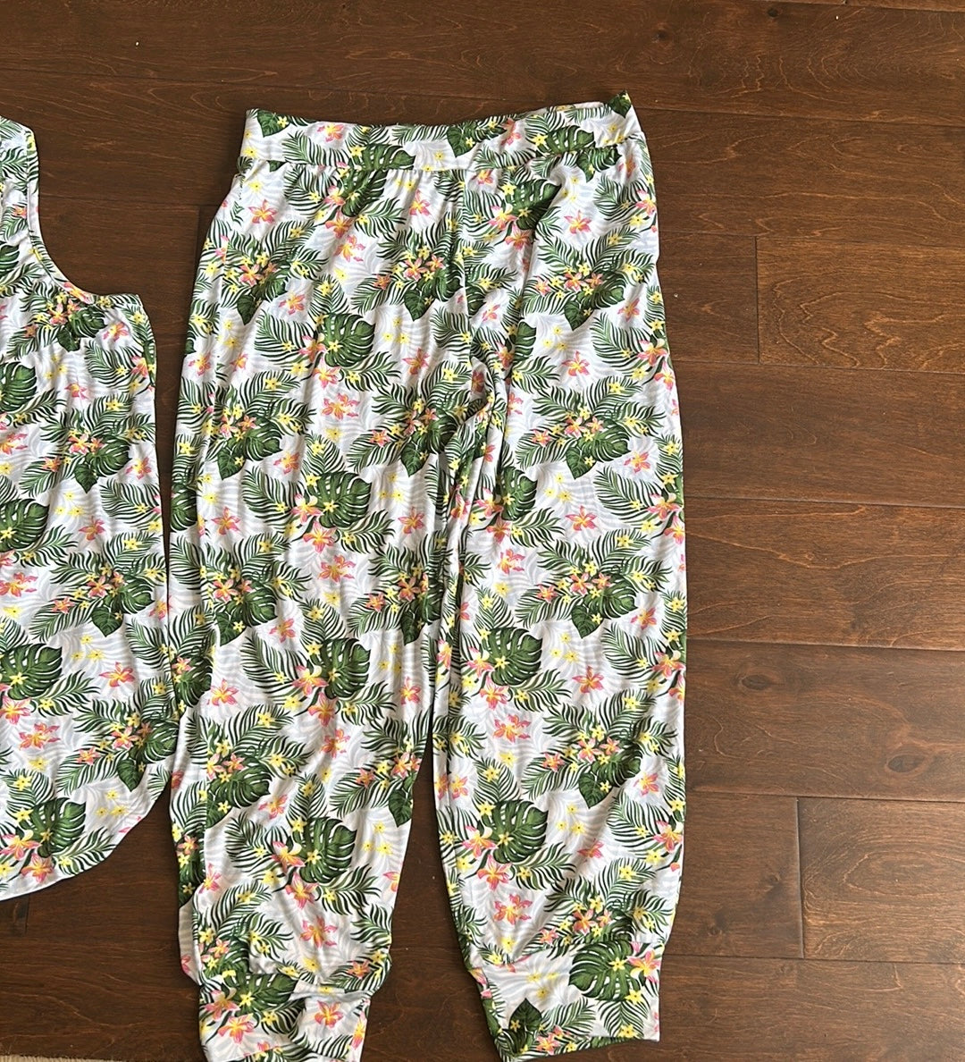 Tommy Bahama Womens Pajama Set New Palm Fronds Topical