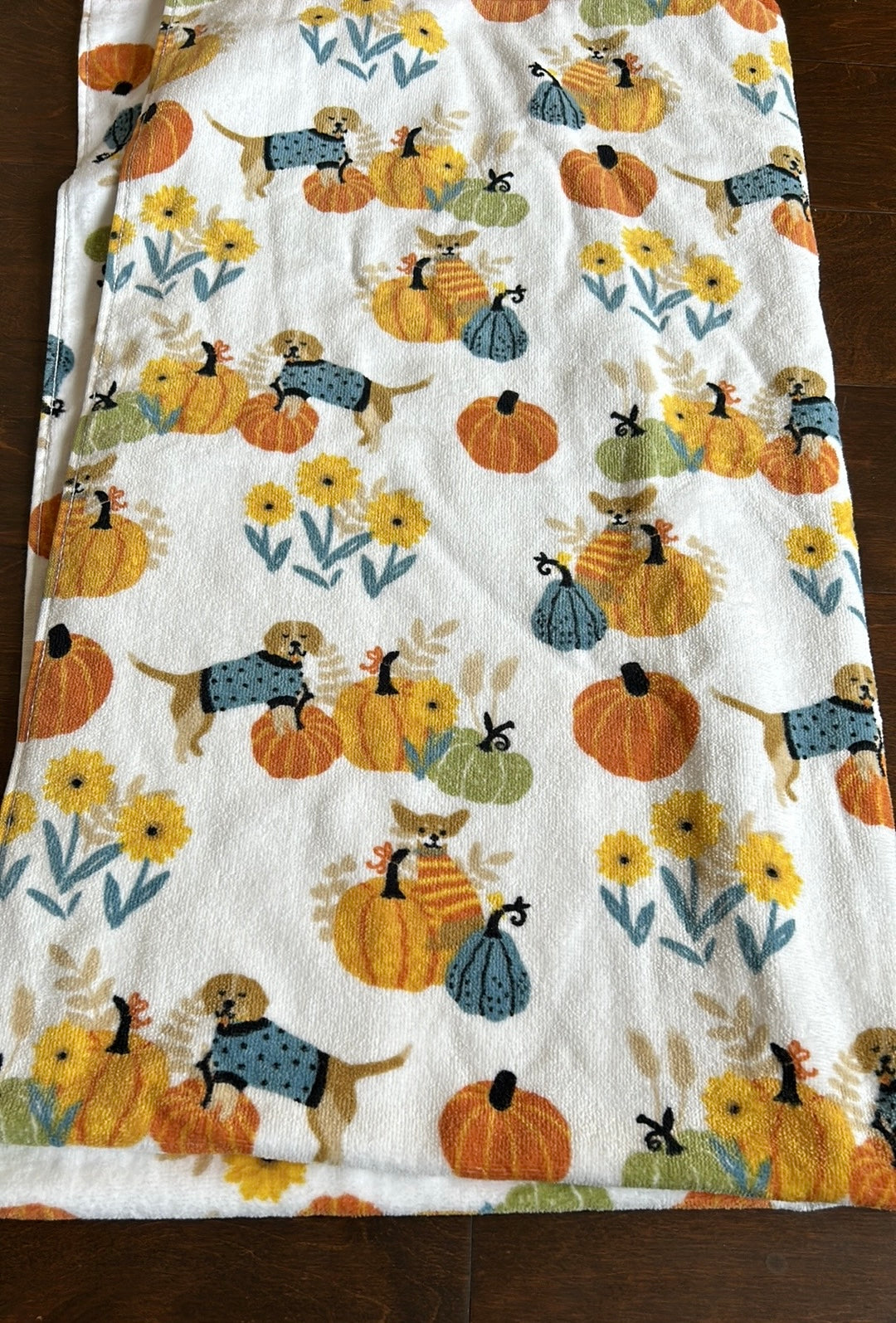 Envogue Cotton Velour Bath Towel New 28”x54” Sunflowers Dogs Fall Pumpkins