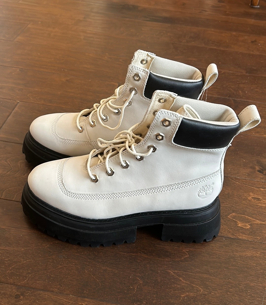 Timberland ReBOTL Sky Platform Boots Lace Up White Leather Women's Sz 7.5 Boots