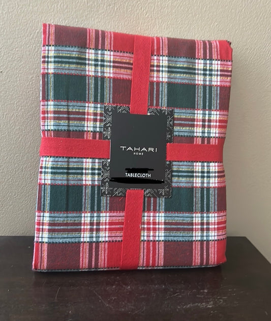 Tahari tablecloth Red Green Tartan Plaid  Christmas New Cotton Lurex