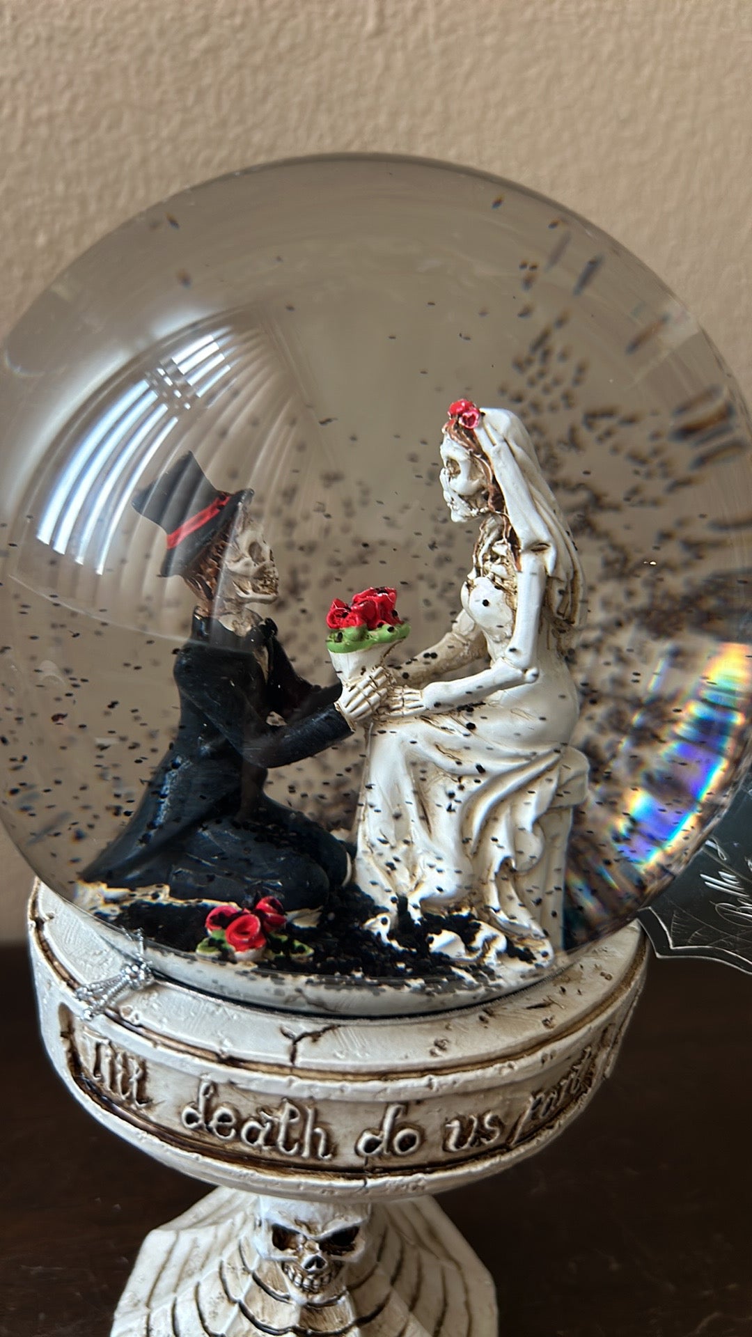 Bella Lux Halloween Skeleton Couple Getting Married Water Globe