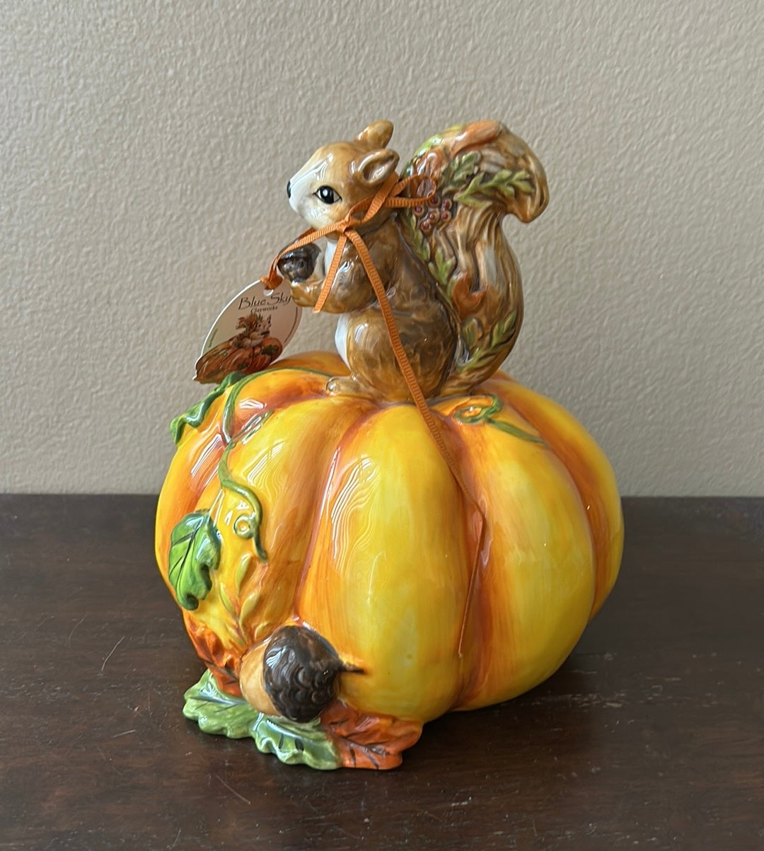 Blue Sky Clayworks Squirrel On Pumpkin fall Thanksgiving Figurine New Ceramic 8”