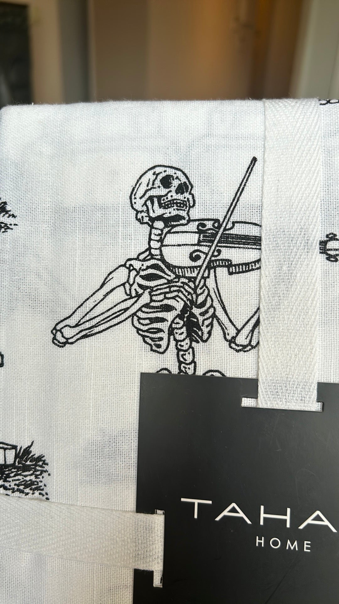 Tahari Halloween Tablecloth Skeletons Dancing Musical Instruments Bats